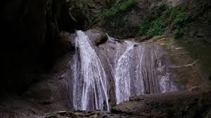 6Cascate del Tassaro